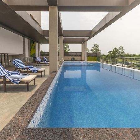 Вилла Cygnett Park Meghna Bongaigaon Экстерьер фото